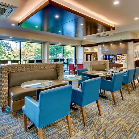 Holiday Inn Express Fishkill By Ihg Exterior photo