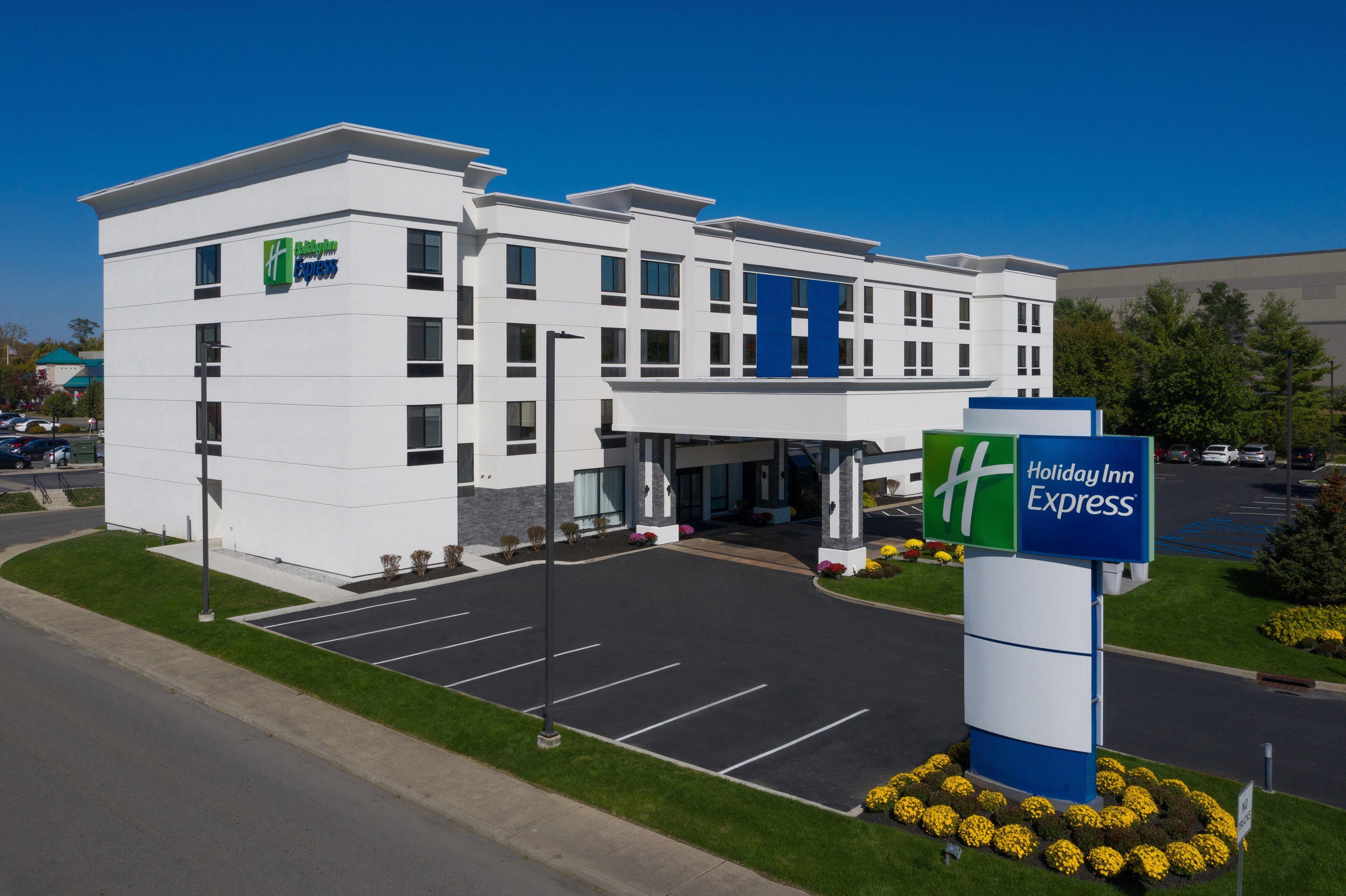 Holiday Inn Express Fishkill By Ihg Exterior photo