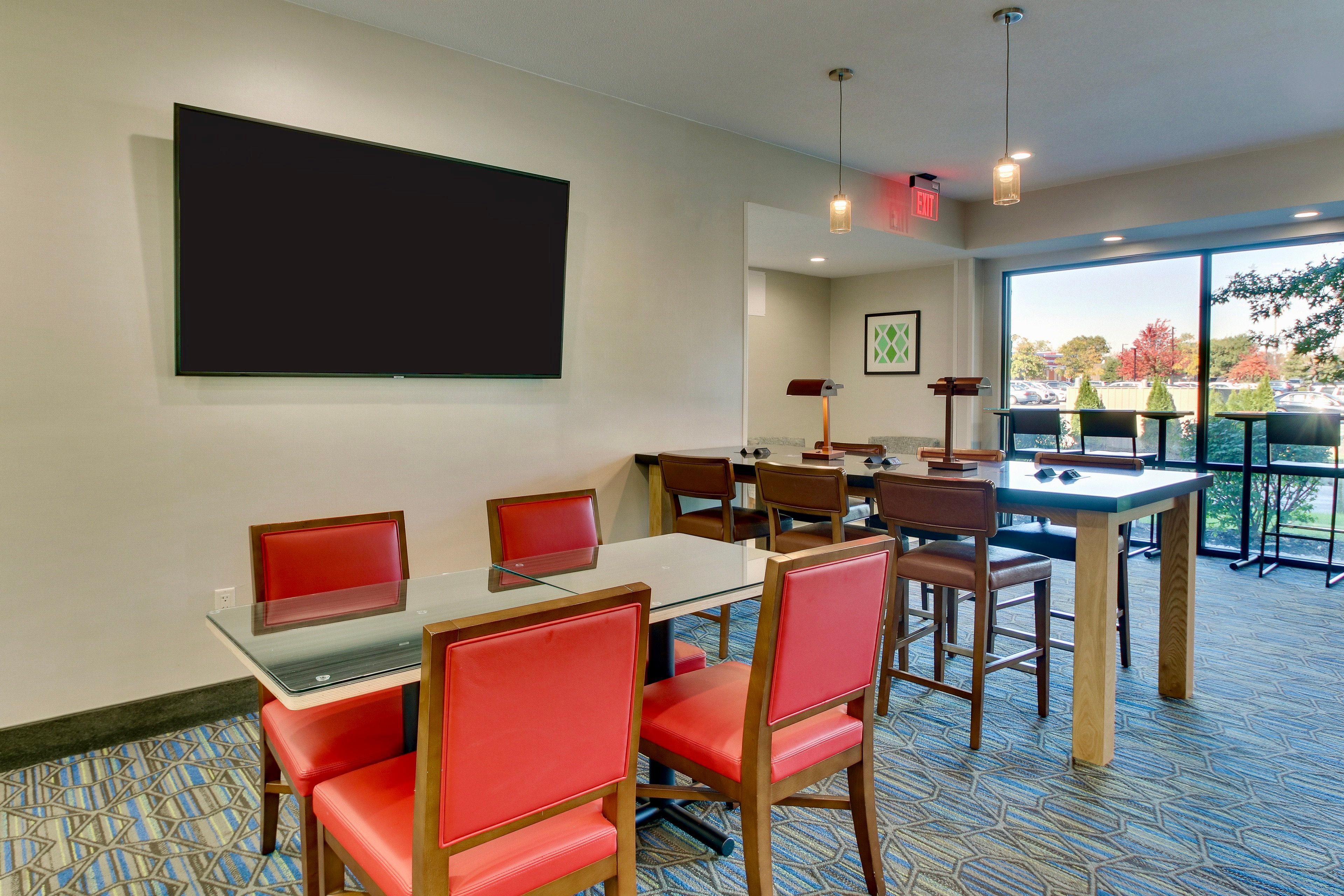 Holiday Inn Express Fishkill By Ihg Exterior photo