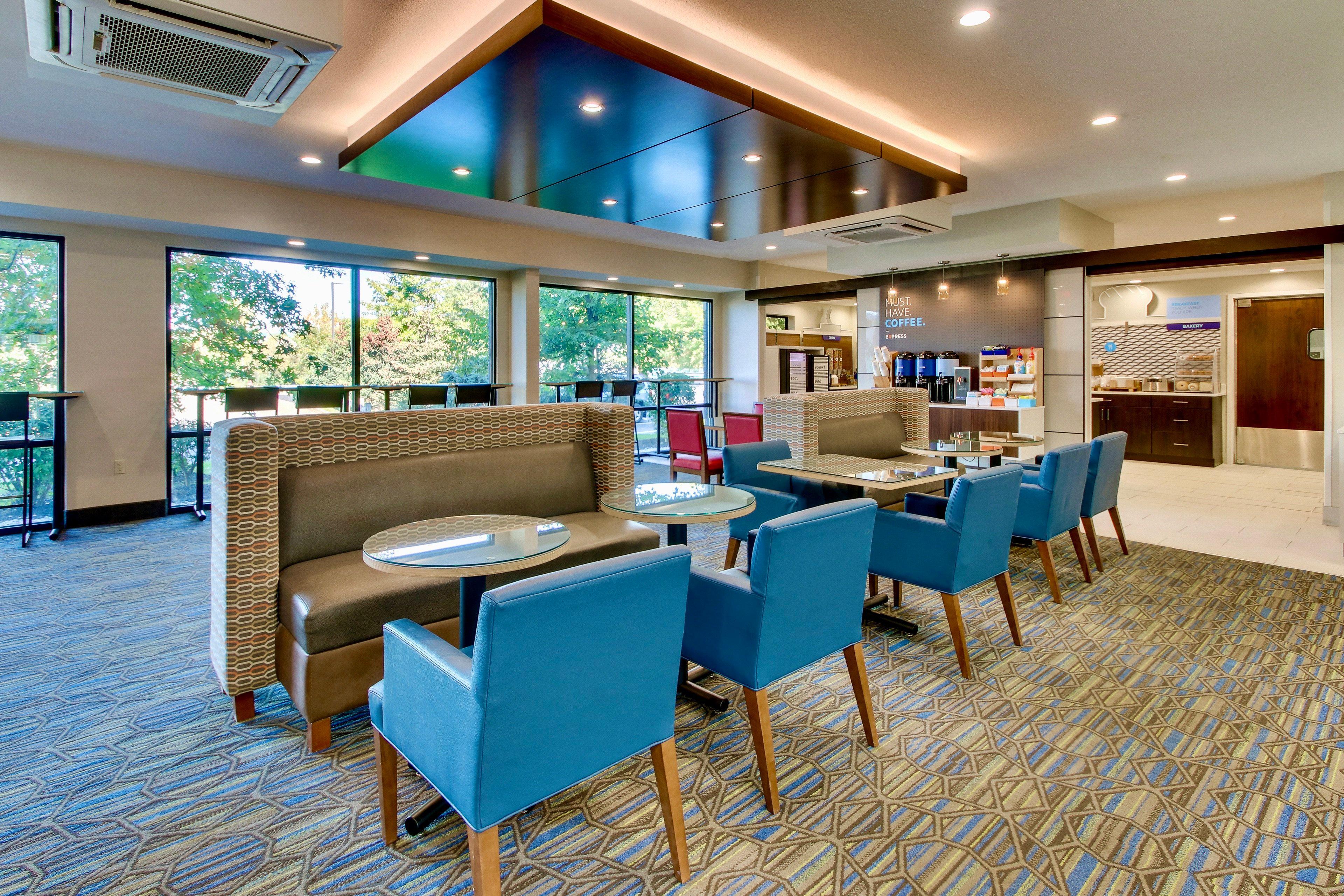 Holiday Inn Express Fishkill By Ihg Exterior photo